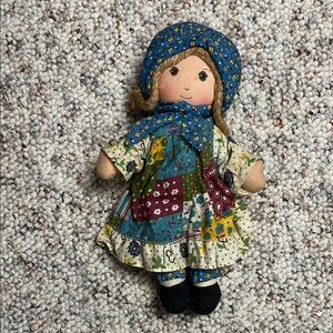 1970’s Knickerbocker Holly Hobbie doll